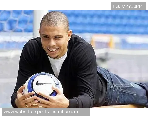 小马哥究竟是哪个足球明星他在球场上的传奇故事与成就解析